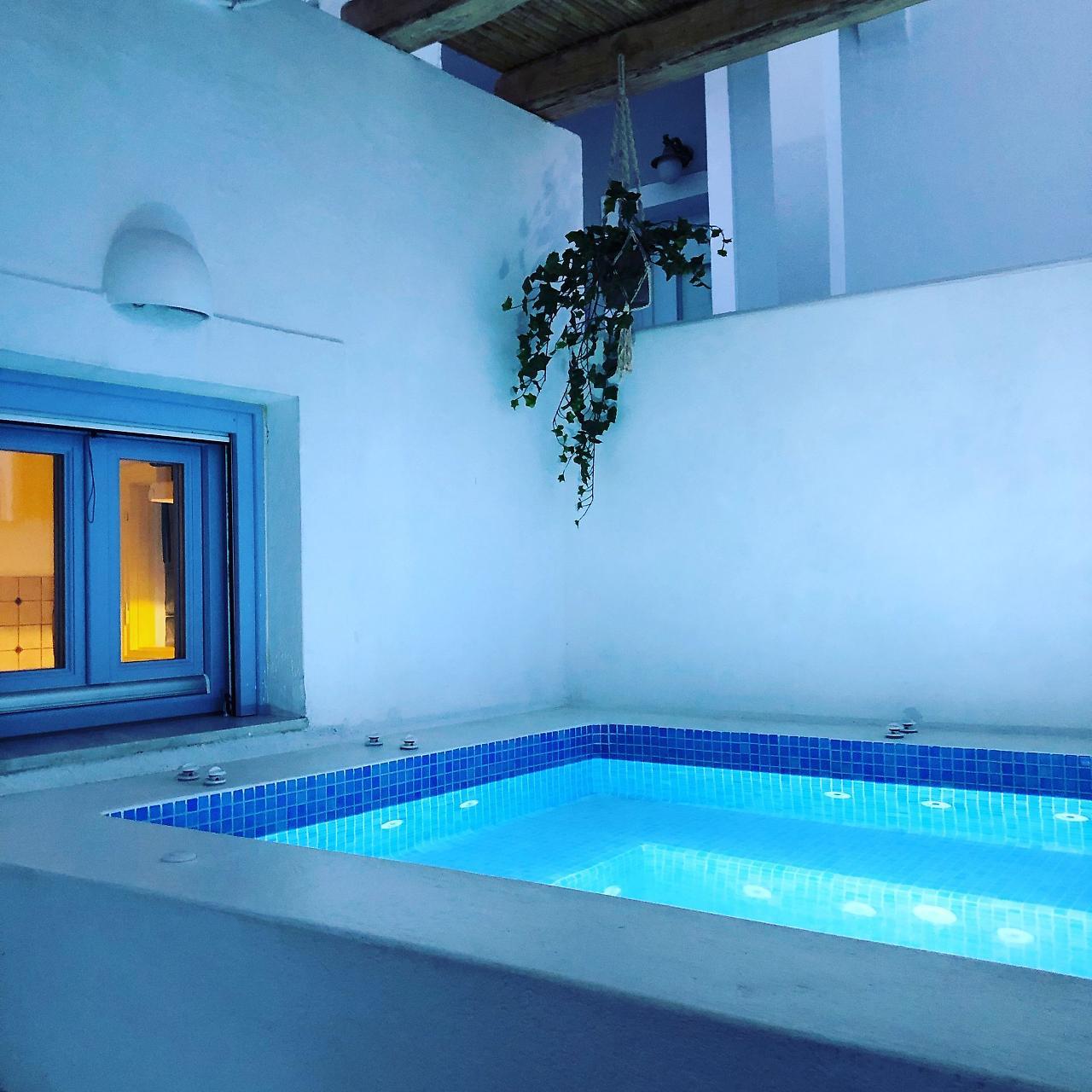 Elkaza Villas Фира Екстериор снимка