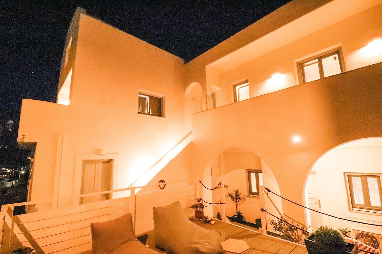 Elkaza Villas Фира Екстериор снимка
