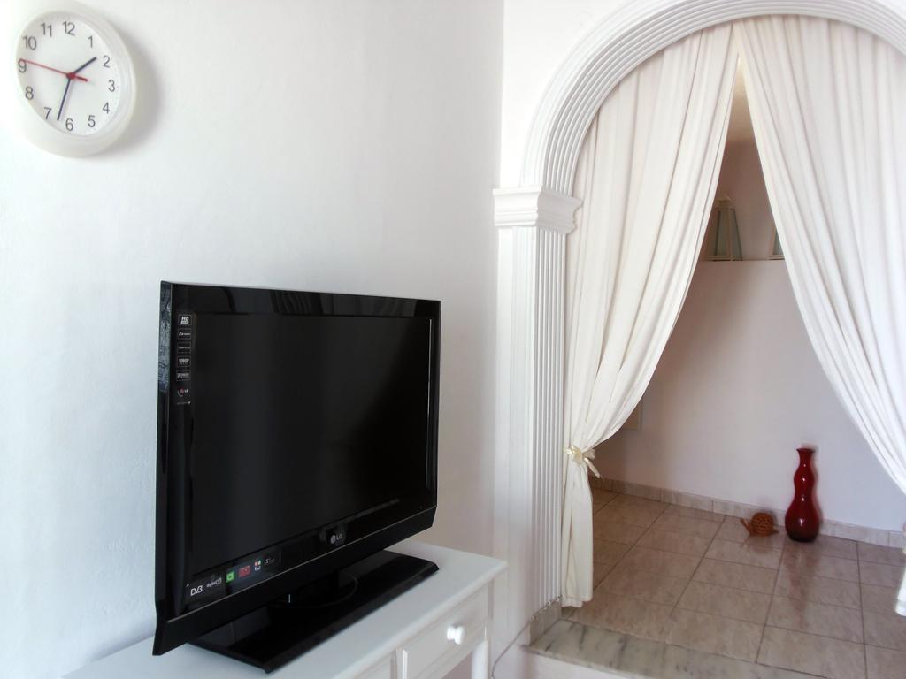 Elkaza Villas Фира Екстериор снимка