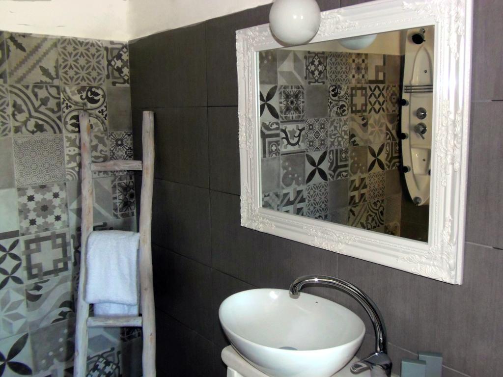 Elkaza Villas Фира Екстериор снимка