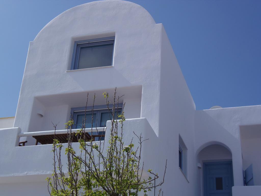 Elkaza Villas Фира Екстериор снимка