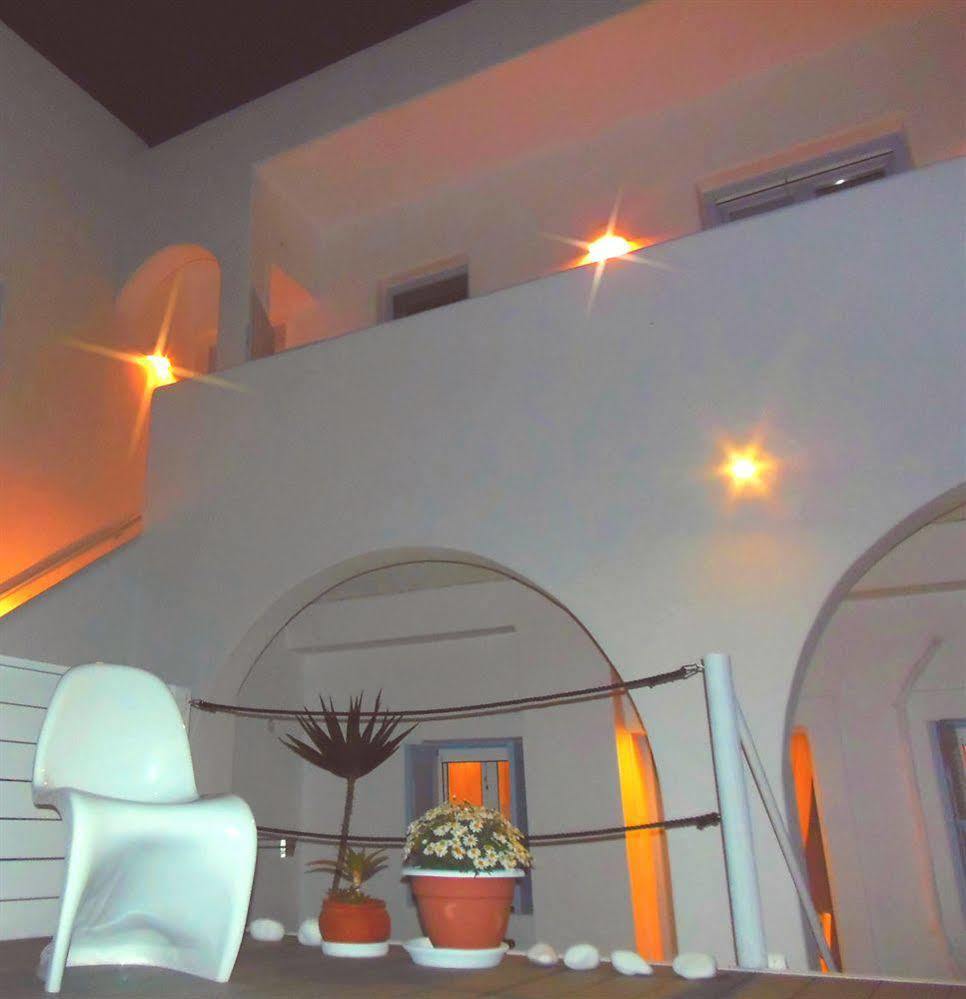 Elkaza Villas Фира Екстериор снимка